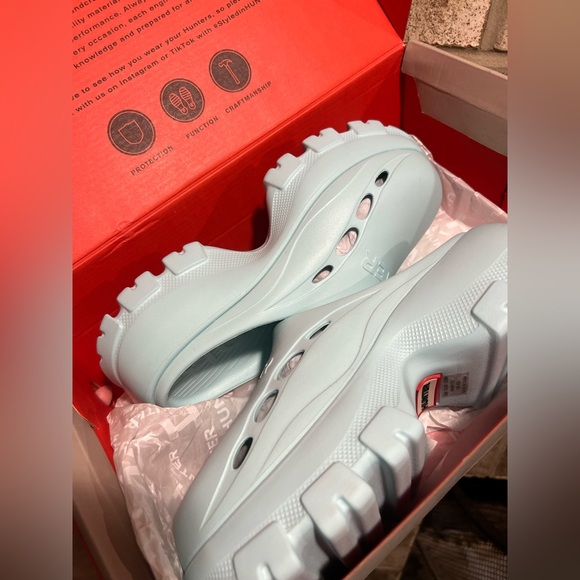 Hunter Bryce Clogs - Picture 6 of 12